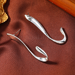 Элегантные асимметричные серьги-гвоздики из сплава&nbsp;JK3493-3