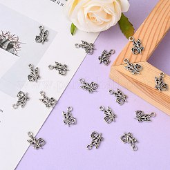 合金のチベット風チャーム  カドミウムフリー＆鉛フリー  蝶  アンティークシルバー色  サイズ：約17mm長  10 mm幅  厚さ2mm  穴：2.5mm&nbsp;X-TIBEP-A100603-S-LF