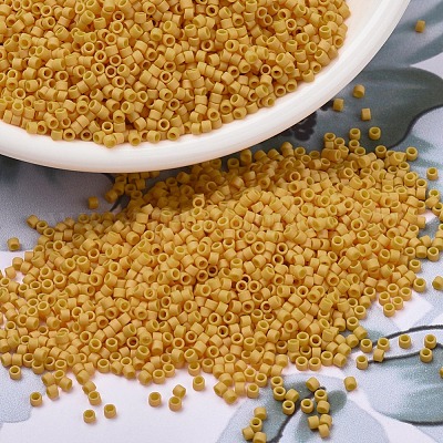 drumama51です。 デリカビーズ 楽天市場】MIYUKI デリカビーズ DB-285 アクア中染 20g メール便