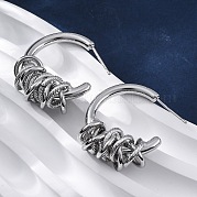 Серьги-гвоздики из латуни в форме буквы С с узлом EJEW-R025-28P