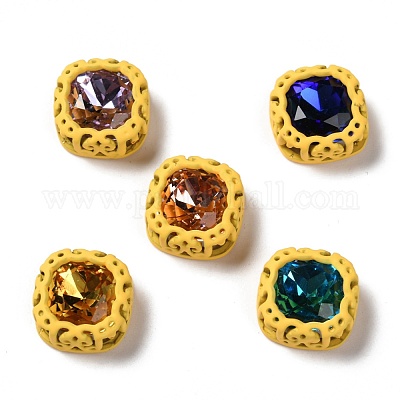 Cuce sul rhinestone&nbsp;RGLA-M008-J03-C04-1