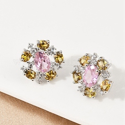 Цветок латуни микро проложить кубического циркония серьги стержня EJEW-M082-20P