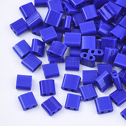 2-Loch-Glasperlen, Deckfarben, Viereck, Blau, 5x4.5~5.5x2~2.5 mm, Bohrung: 0.5~0.8 mm, ca. 118 Stk. / 10 g