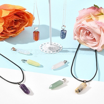 Набор для самостоятельного изготовления ожерелья с подвеской в виде пули из натурального и синтетического драгоценного камня и вощеного шнура DIY-FS0008-45-1