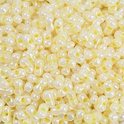 不透明色光沢ガラスシードビーズ  丸い穴  ピーナッツ  きいろ  3.5x6x3.5mm  穴：0.8mm  約4500個/ポンド&nbsp;SEED-K010-04H