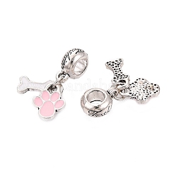 合金エナメルヨーロピアンダングルチャーム  足跡と骨の大きな穴のペンダント  プラチナ  ピンク  25.5~26.5mm  足跡：12x9.5x1.5mm  骨：13x5.5x1.5mm  穴：4.5~5mm&nbsp;FIND-Q121-01A-P