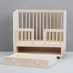 木製ベビーベッドのミニチュア装飾品  マイクロランドスケープホームドールハウスアクセサリー  小道具の装飾のふりをする  古いレース  110x64x99mm&nbsp;PW-WGC84EF-01