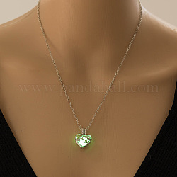 Collier pendentif cage coeur en alliage avec perles en plastique lumineuses, bijoux phosphorescents pour femme, vert printemps moyen, 17.72 pouce (45 cm)