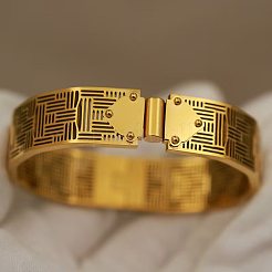 Bracelets manchettes géométriques creux en acier inoxydable 304 pour femmes&nbsp;WG16A84-01