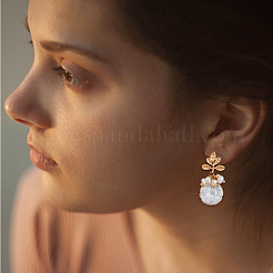 1 par de pendientes colgantes de perla de concha&nbsp;EJEW-FI0002-22B