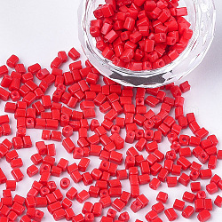 Perles de verre de peinture de cuisson, cube, rouge, 3~6x2~2.5x2~2.5mm, Trou: 1mm, environ 15000 pcs / sachet 