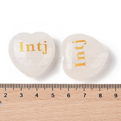 Натуральный кварцевый кристалл с гравировкой сердца G-K353-05B-1