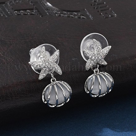 Серьги-гвоздики из латуни в форме ракушки с прозрачным кубическим цирконием EJEW-D301-02P-1