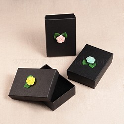 Rectangle boîte à bijoux en carton noir, avec des fleurs et des feuilles de résine acrylique, couleur mixte, 91x66x29mm