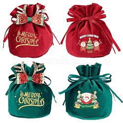 Benecreat 4pcs 4 Arten Weihnachtssamtsüßigkeits-Apfeltaschen, wort frohe weihnachten beutel mit kordelzug, zum Verpacken von Geschenken, grün & rot, Wort & Weihnachtsbaummuster, Gemischte Muster, 15.5x16.5 cm, 1pc / style