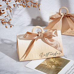 30 Stück dreieckige Geschenkboxen aus Papier für Hochzeitssüßigkeiten&nbsp;CON-GO0001-14