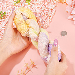 1 моток пряжи 80% шерсть 20% акрил радужного сегментного крашения OCOR-TA0003-02E