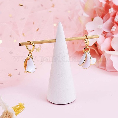 Серьги-кольца с белыми эмалевыми лилиями JE970A-1