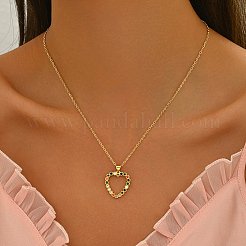 Colliers avec pendentif en forme de cœur creux en laiton et zircone cubique micro-pavé pour femmes&nbsp;ED7102-1