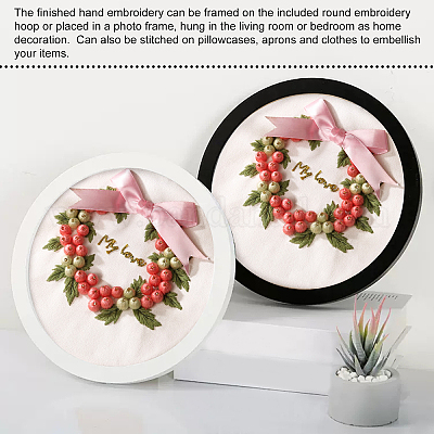 Christmas Bauble Embroidery Kit - Mistletoe