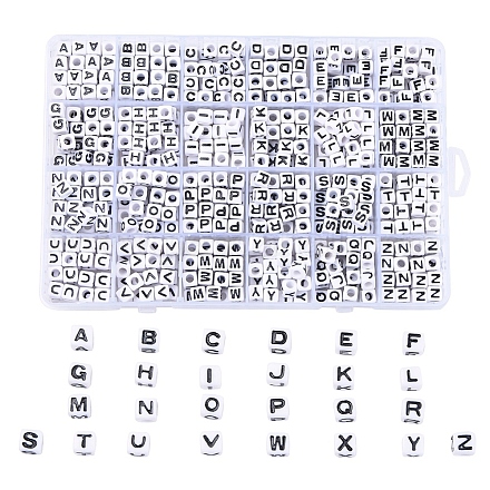 不透明なアクリルビーズ  水平穴  アルファベットスタイル  キューブ  a～zの文字  7x7x7mm  穴：3.5mm  約768個/箱 SACR-X0015-09-1