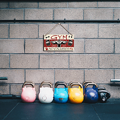 壁の装飾をぶら下げ天然木  ジュートより糸付き  単語の長方形  ブラウン  150x300x5mm&nbsp;HJEW-WH0015-087