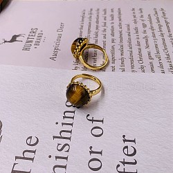 天然タイガーアイのハーフラウンド調節可能なリング  黄金の真鍮の指輪  ゴールドカラー  内径：18mm