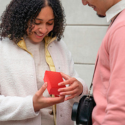 Прямоугольная картонная бумажная шкатулка для драгоценностей&nbsp;CON-TAC0015-01D