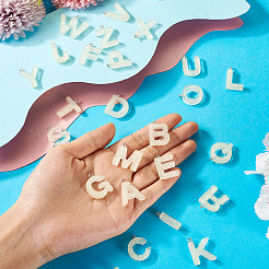 26 шт. 26-х стилевые подвески из светящейся смолы RESI-TA0003-68A