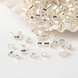 Grade une perles de rocaille en verre, hexagone (deux coupes), Argenté, clair, 2~3x1.5~2mm, Trou: 0.5mm, environ 37500 pcs / livre