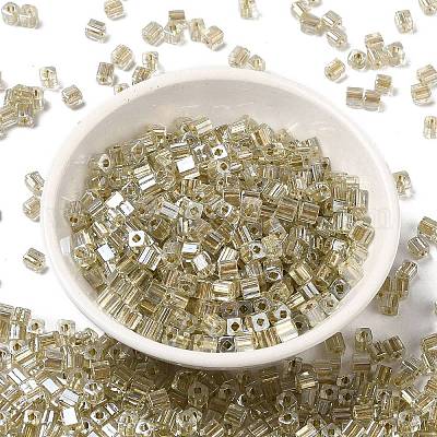 Бисер из стекла  SEED-H002-F-1138-1