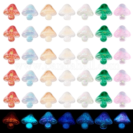 70 Stück 7 Farben Pilz leuchtende Harz-Cabochons MRMJ-TA0001-26-1
