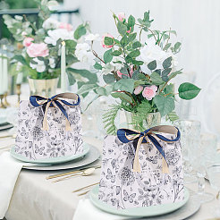 Geschenktaschen aus Papier mit Blumendruck&nbsp;ABAG-WH0044-82A