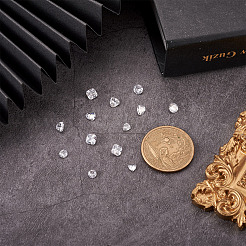 60 pièce de perles et cabochons en zircone cubique de 3 styles&nbsp;ZIRC-PJ0001-07