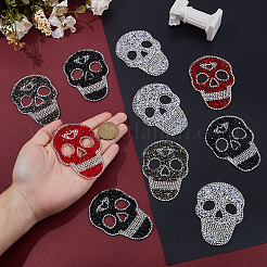 8 Stück Hotfix-Strass mit Totenkopfmotiv in zwei Farben (Heißkleber auf der Rückseite).&nbsp;DIY-FH0007-53