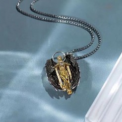 ヴィンテージ風合金製、天使の羽を持つ女神のペンダントネックレス  アンティークシルバー＆ゴールデン  23.62インチ（60cm）&nbsp;WG7F3ED-01