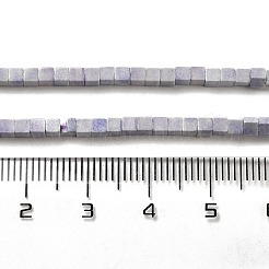 天然石瑪瑙ビーズ連売り  キューブ  染め＆加熱  アザミ  2~2.5x2.5~3.5x2.5~3mm  穴：0.4mm  約157~165個/連  14.96~15.75''（38~40センチメートル）&nbsp;G-B064-A19