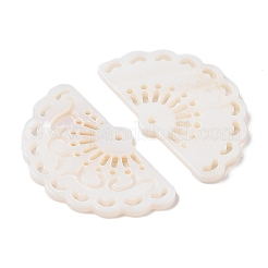 Резные подвески из натуральных белых ракушек SSHEL-C012-08