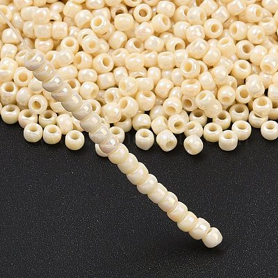 Круглые бусины toho 8/0 SEED-TR08-0409-1