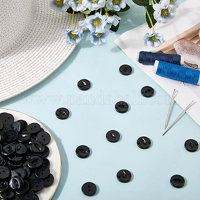 100 шт. пуговицы из смолы с 2 отверстиями BUTT-CY0001-23B-1