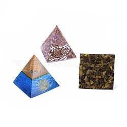Pyramide d'orgonite, décorations pour la maison en résine, avec accessoires en laiton et pierres précieuses à l'intérieur, couleur mixte, 47~50x47~50x47~50mm