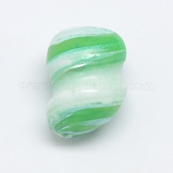 Perle di conchiglia a spirale naturale tinte&nbsp;SHEL-A003-C02