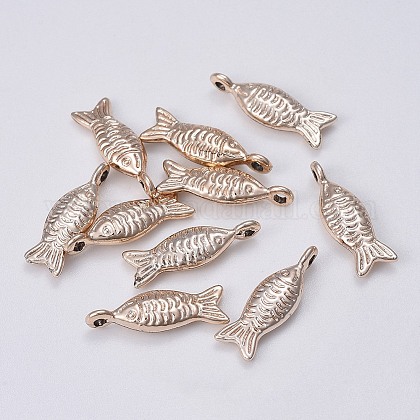 ニッケルフリーおよび鉛フリーの金メッキ合金魚ペンダント 長持ちメッキ 21x7x4mm 穴:2mm