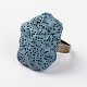 調節可能なナゲット溶岩岩の宝石用原石の指輪  プラチナメッキ真鍮パーツ  スチールブルー  18mm RJEW-I013-09-2