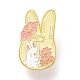 Кролик с цветочной эмалевой булавкой JEWB-O005-I01-1