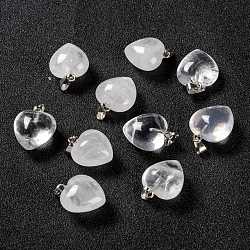Pendentifs de cristal de quartz naturel, pendentifs en cristal de roche, avec boucles en laiton platine, cœur, 18~19x15~15.5x6~8mm, Trou: 6x2.5~3mm