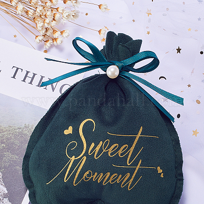 Подарочные пакеты на шнурке из бархата ABAG-CJC0003-02D-1