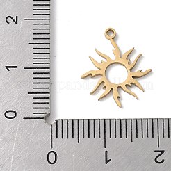 ステンレスペンダント201個  太陽のチャーム  レーザー切断  18KGP本金メッキ  16x13.5x1mm  穴：1.2mm&nbsp;STAS-K298-03G