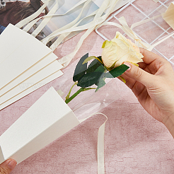 Треугольные бумажные пакеты для упаковки букетов ABAG-WH0045-24B