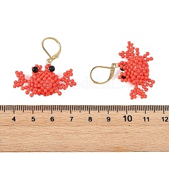 Orecchini pendenti con chiusura a leva e perline di vetro.&nbsp;EJEW-MZ00771